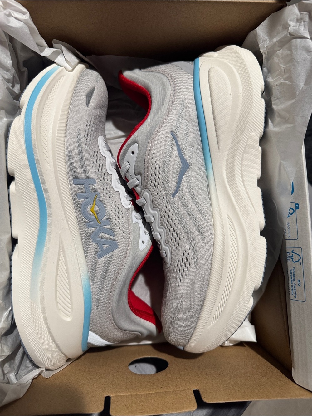 Hoka Women's Bondi 9 Size 8B Walking or Running Shoes with Red Lining